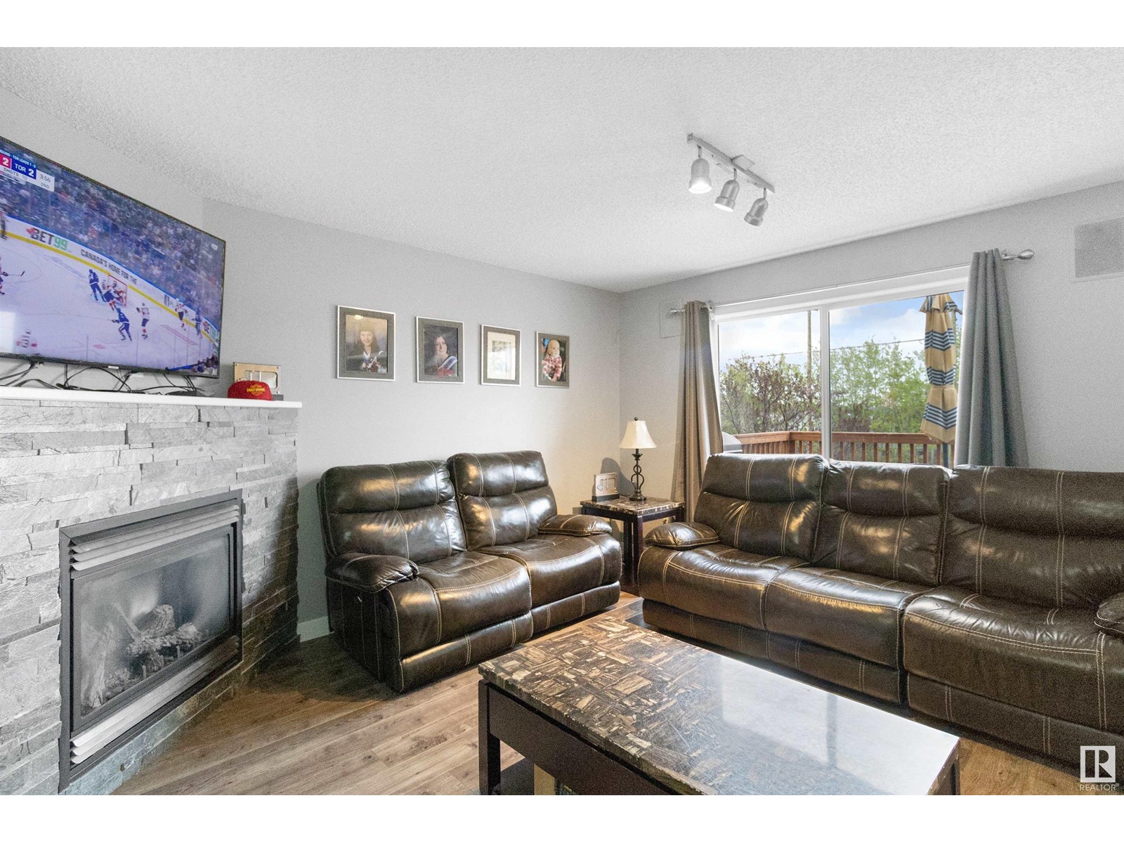 91 CHESTERMERE DR