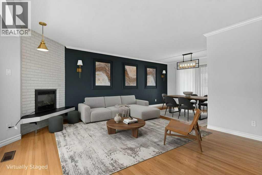 425 Woodland Crescent SE