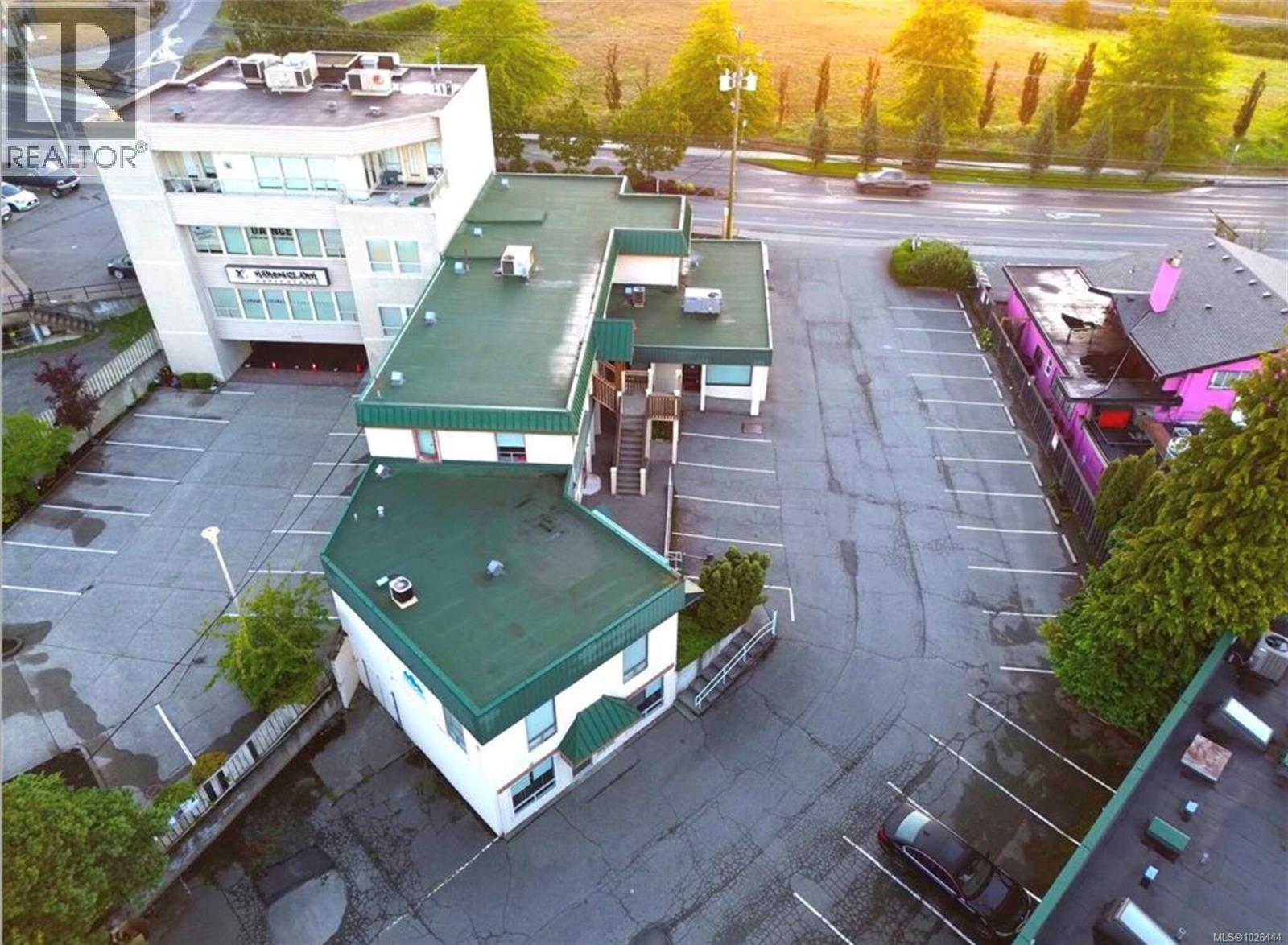 4500 West Saanich Rd