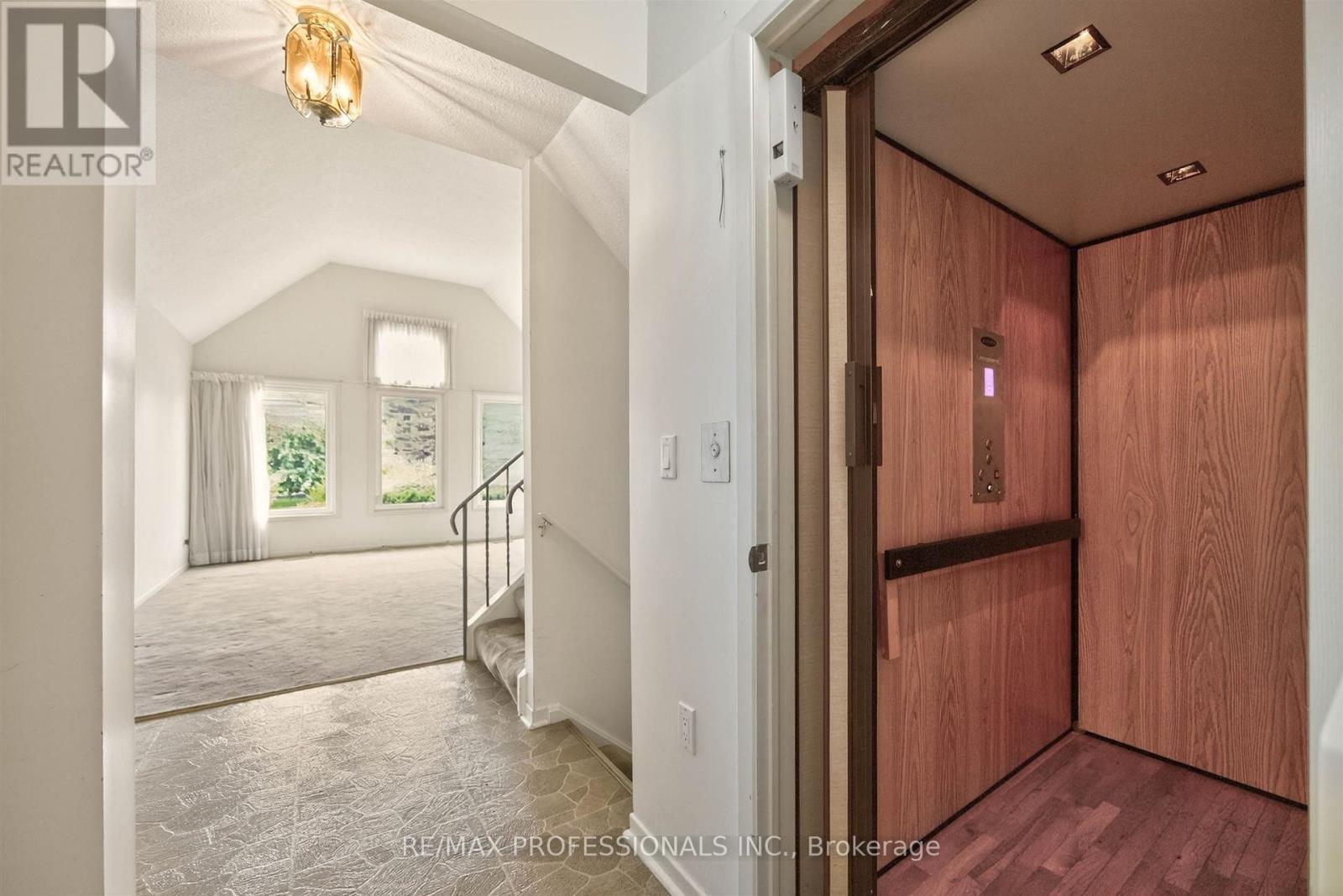 4 BIGHAM CRESCENT
