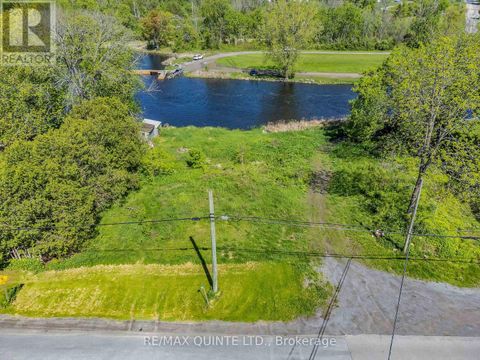 68 QUEEN STREET Tyendinaga (Tyendinaga Township) ON K0K1X0