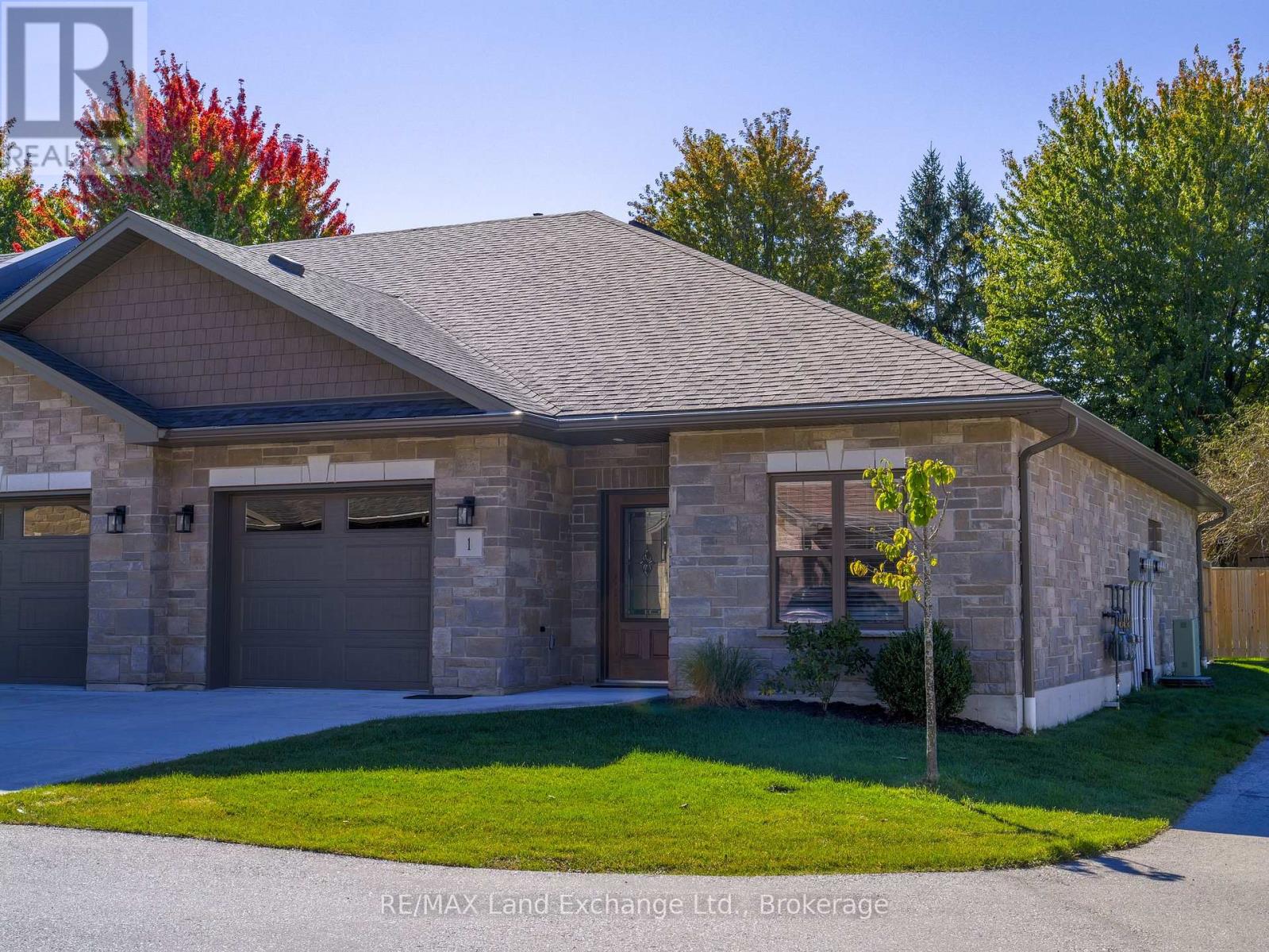 1 - 775 CAMPBELL AVENUE