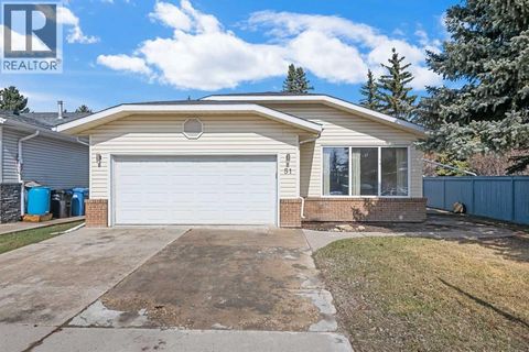 51 Woodmont Road SW Calgary AB T2W4L6