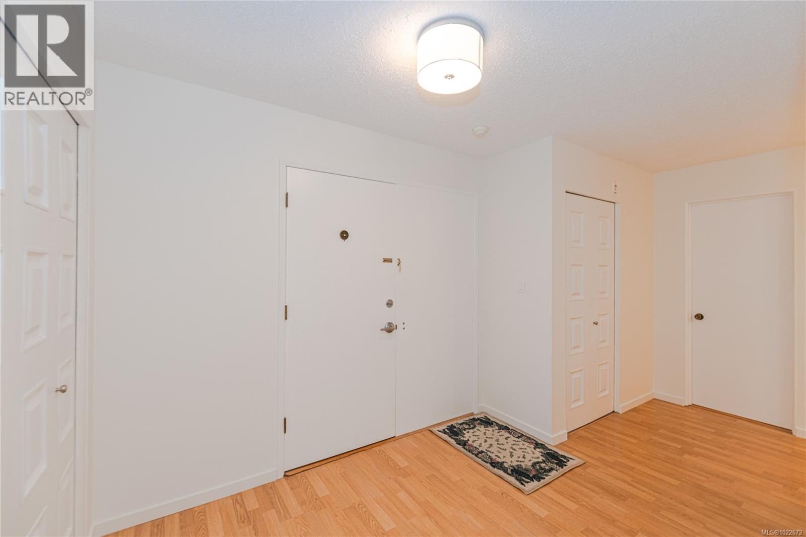 201 1875 Lansdowne Rd