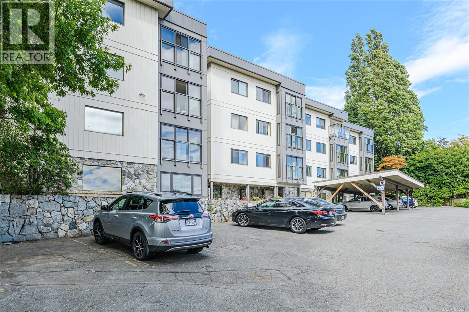 201 1875 Lansdowne Rd