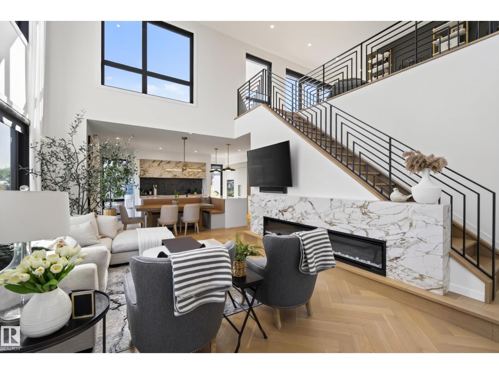 #42 5 RONDEAU DR