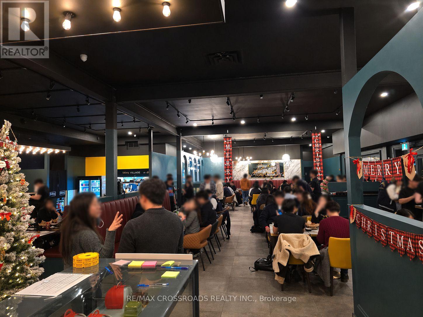 140 UNIVERCITY AVENUE W