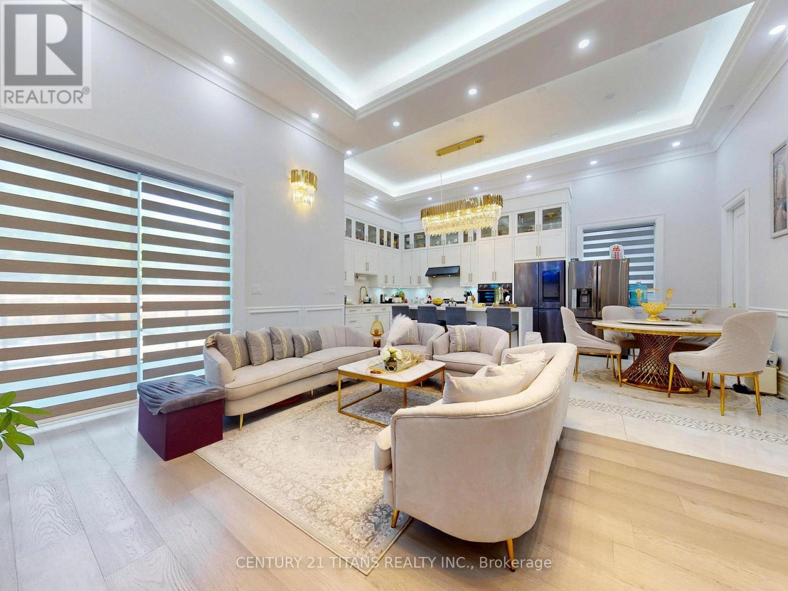 36 CRAIGLEE DRIVE