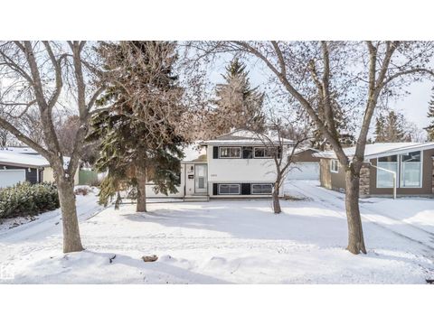 6411 149 AV NW NW Edmonton AB T5A1W1