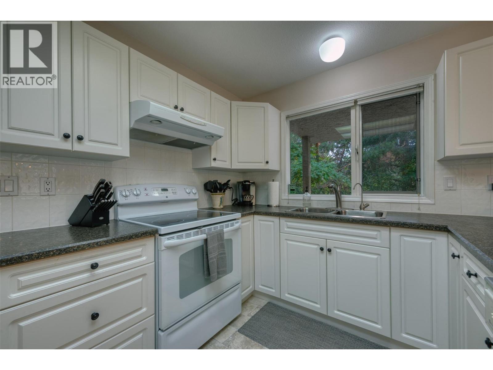 980 Dilworth Drive Unit# 9