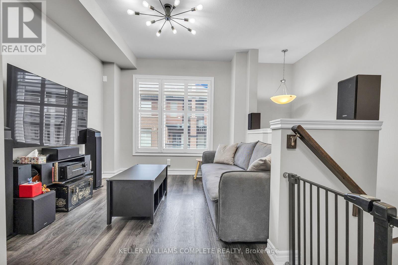 116 - 575 WOODWARD AVENUE