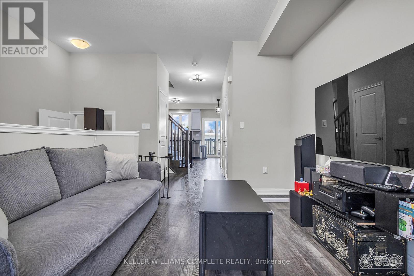 116 - 575 WOODWARD AVENUE
