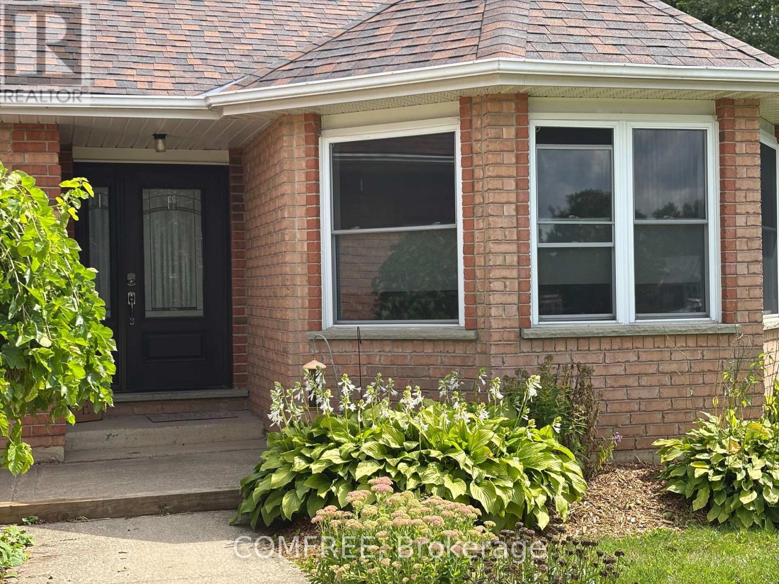 25 MCGREGOR COURT