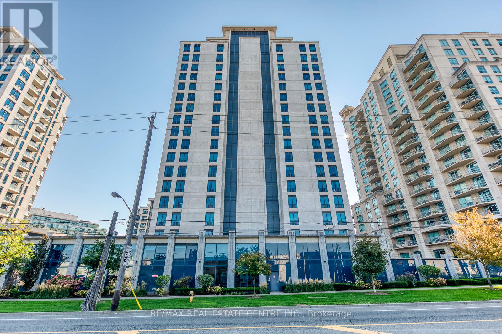 401 - 2087 LAKE SHORE BOULEVARD W