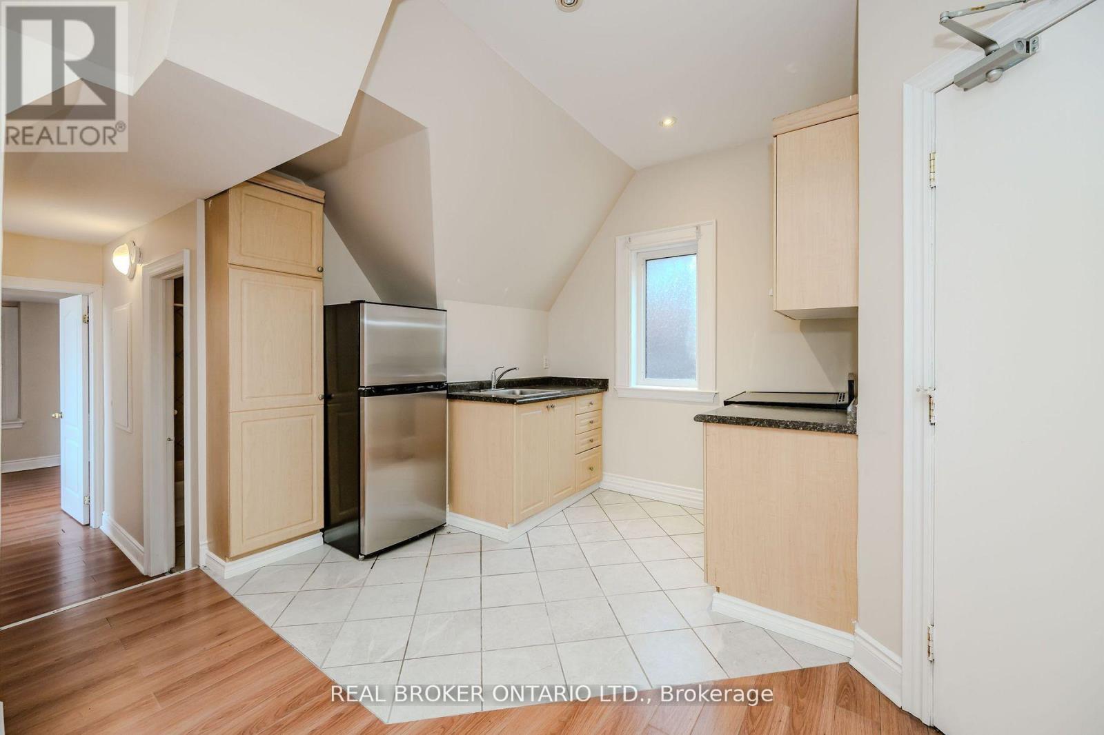 14 FOREST AVENUE STREET S