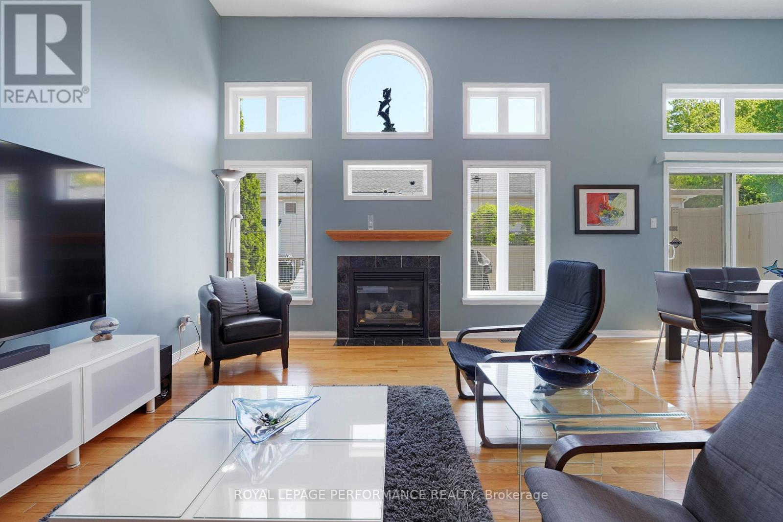 9 MAPLE PARK PRIVATE