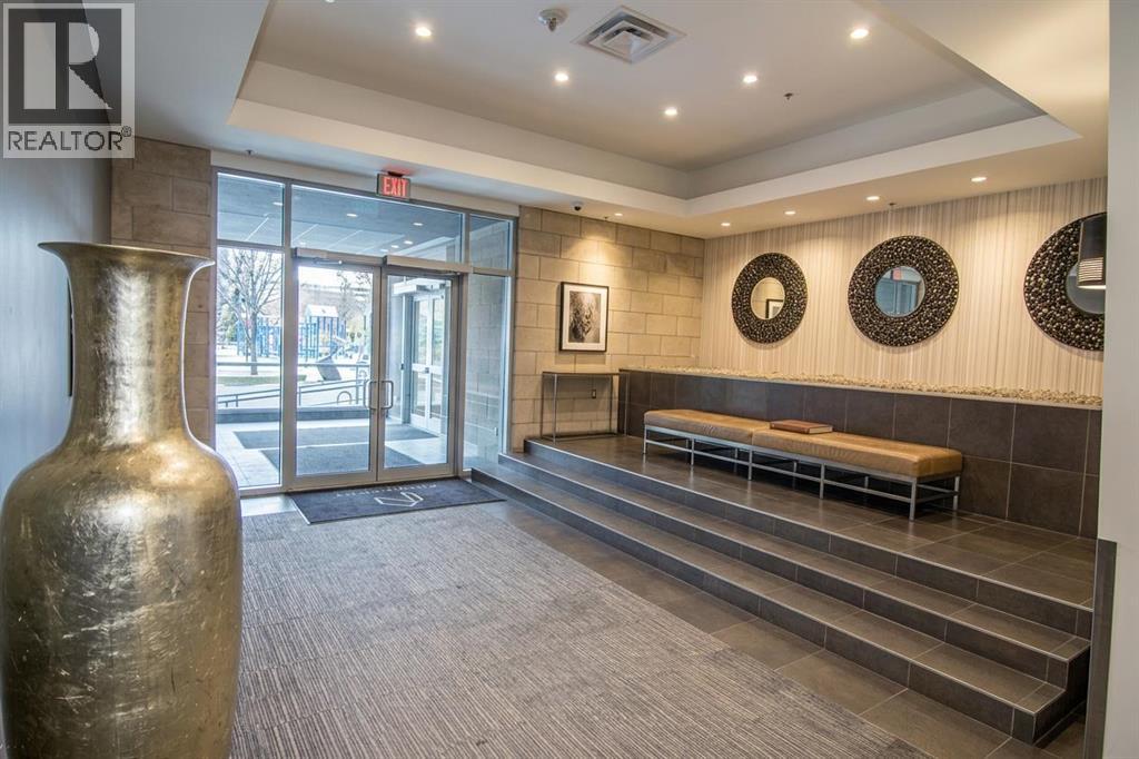 2104, 215 13 Avenue SW