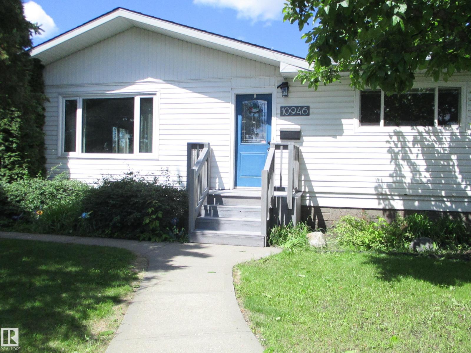 10946 165 ST NW NW