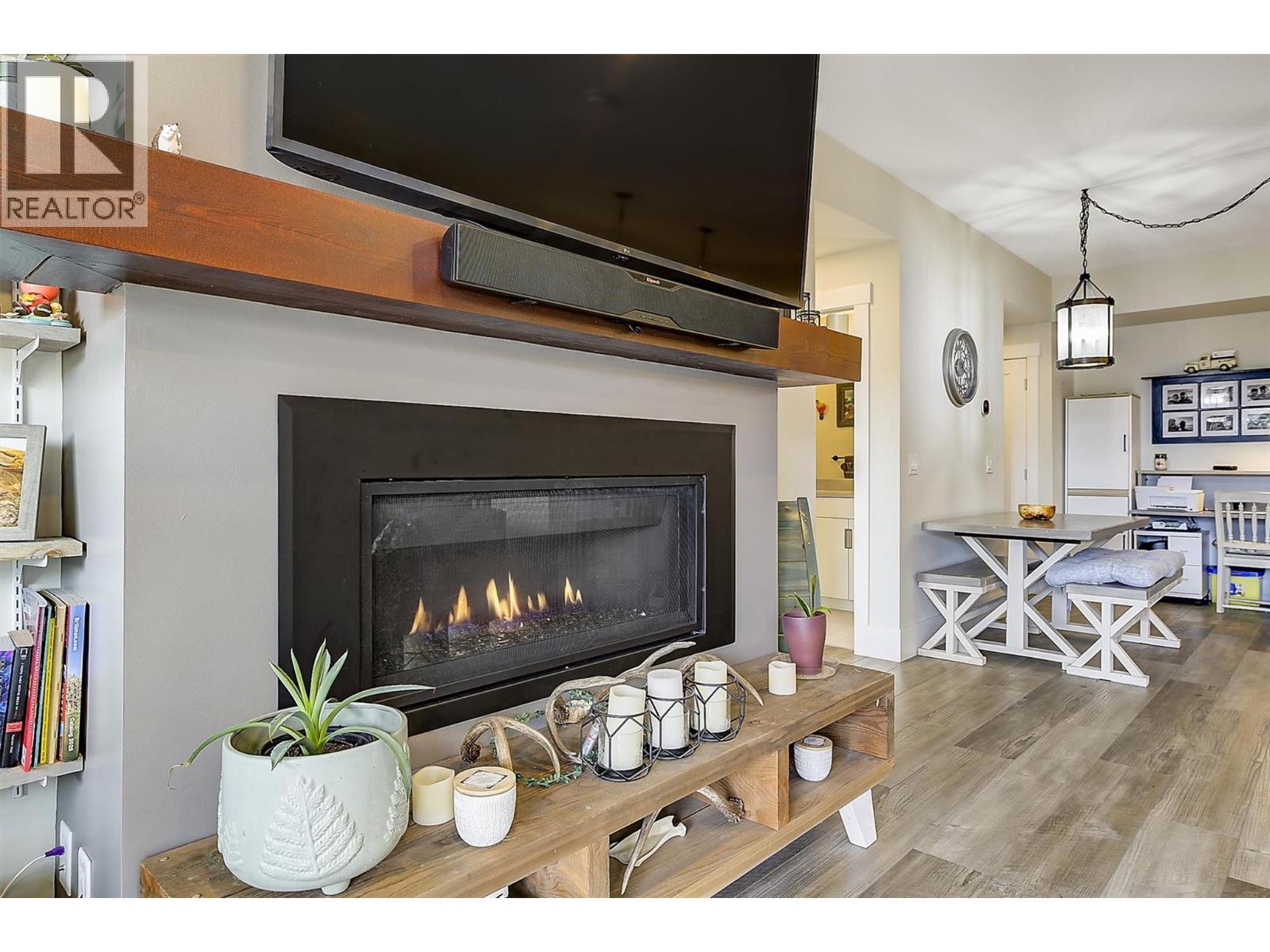 4000 Redstone Crescent Unit# 222