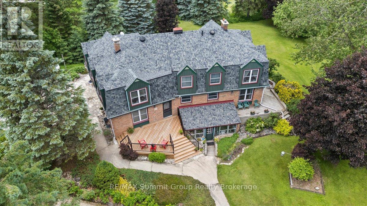 774549 HIGHWAY 10