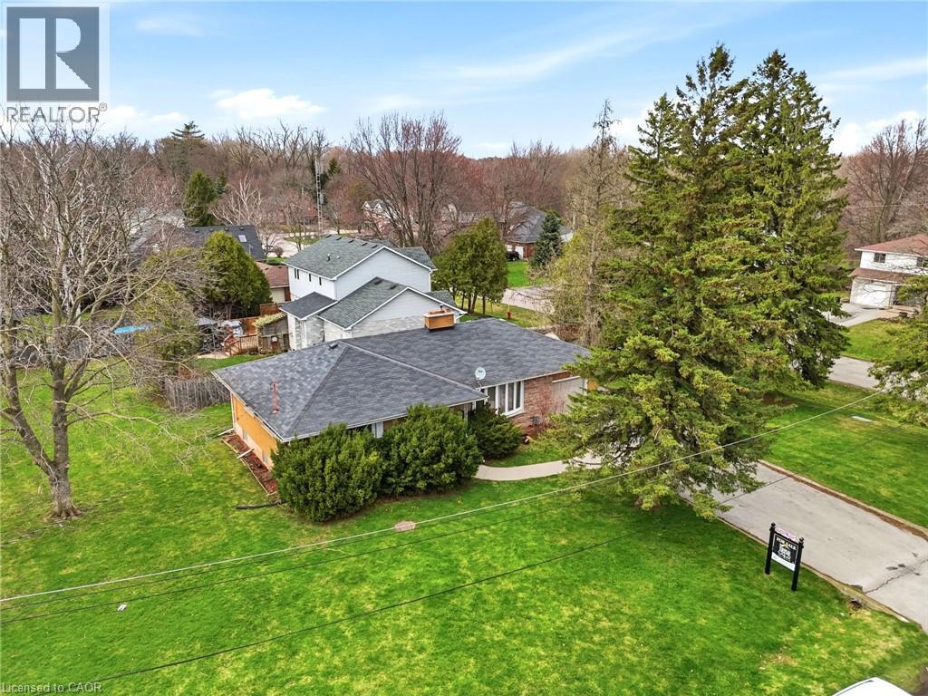 13 WESTVIEW Crescent