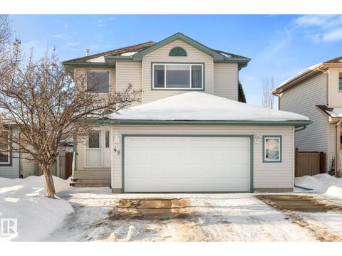 42 BRIARWOOD WY Stony Plain AB T7Z2W4