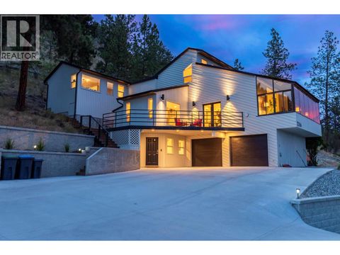 2266 Omineca Place Kelowna BC V1V1H7