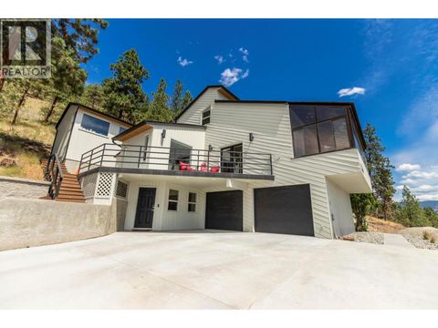 2266 Omineca Place Kelowna BC V1V1H7