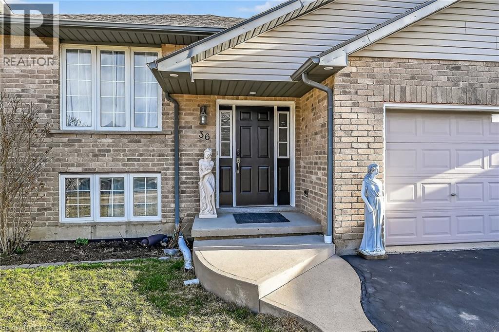 36 LONGVIEW Court