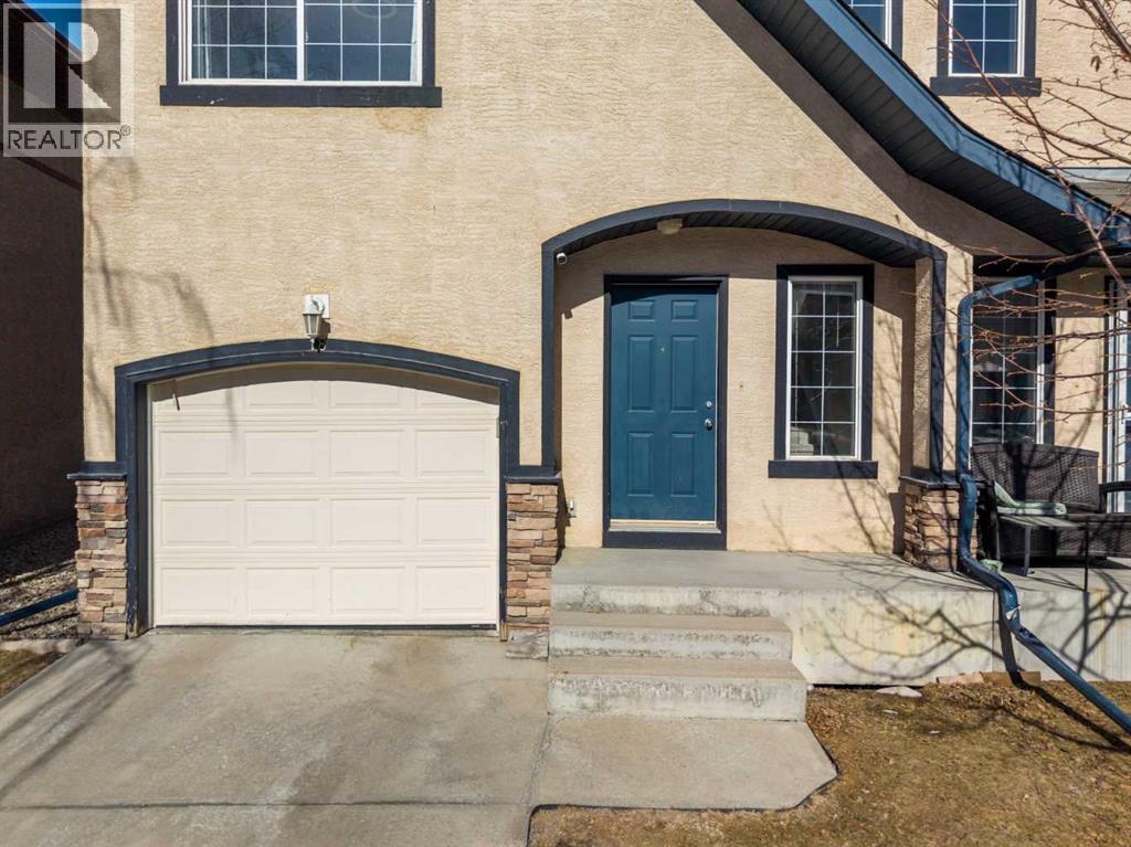 18 Hidden Creek Rise NW