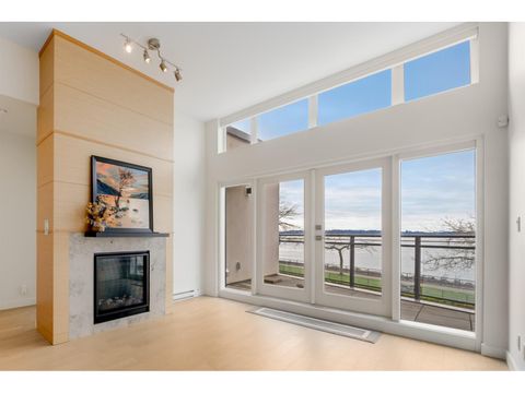 301 1150 OXFORD STREET White Rock BC V4B0B3