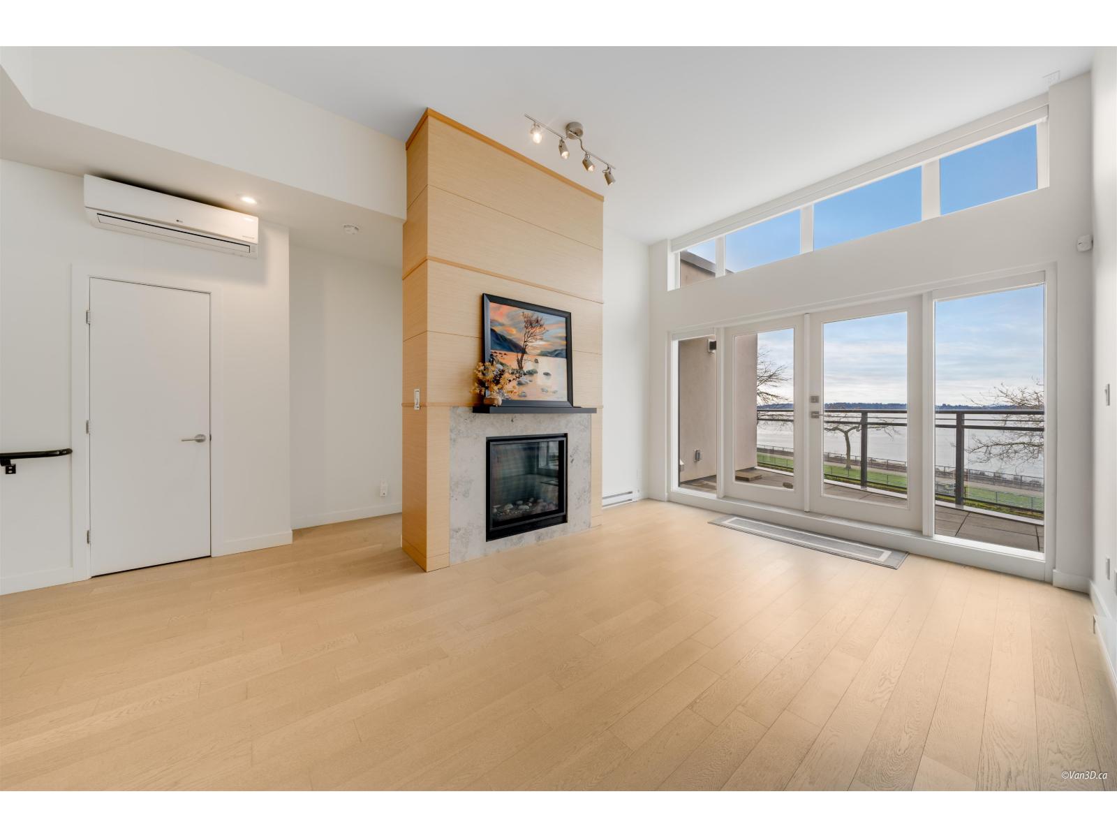 301 1150 OXFORD STREET