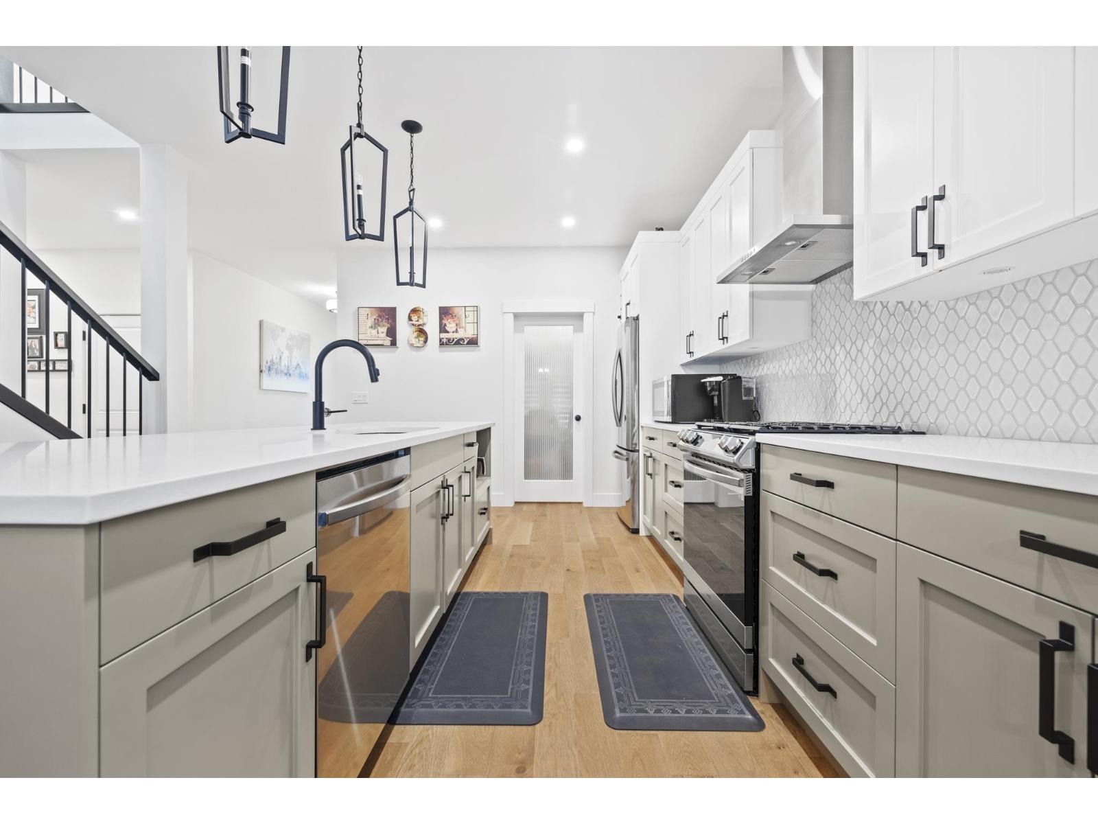 50986 SOPHIE CRESCENT|Eastern Hillsides