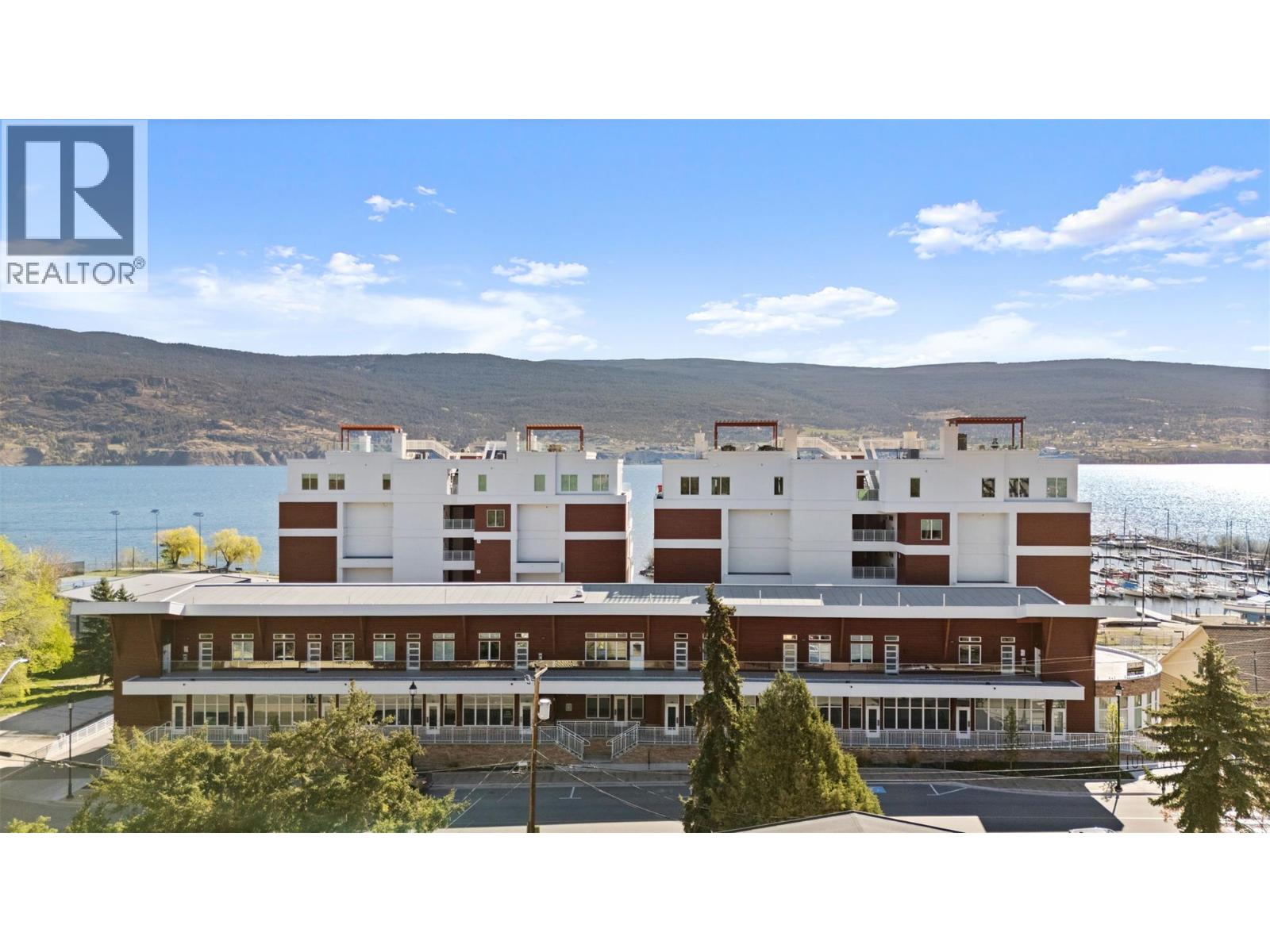 13417 Lakeshore Drive S Unit# 207