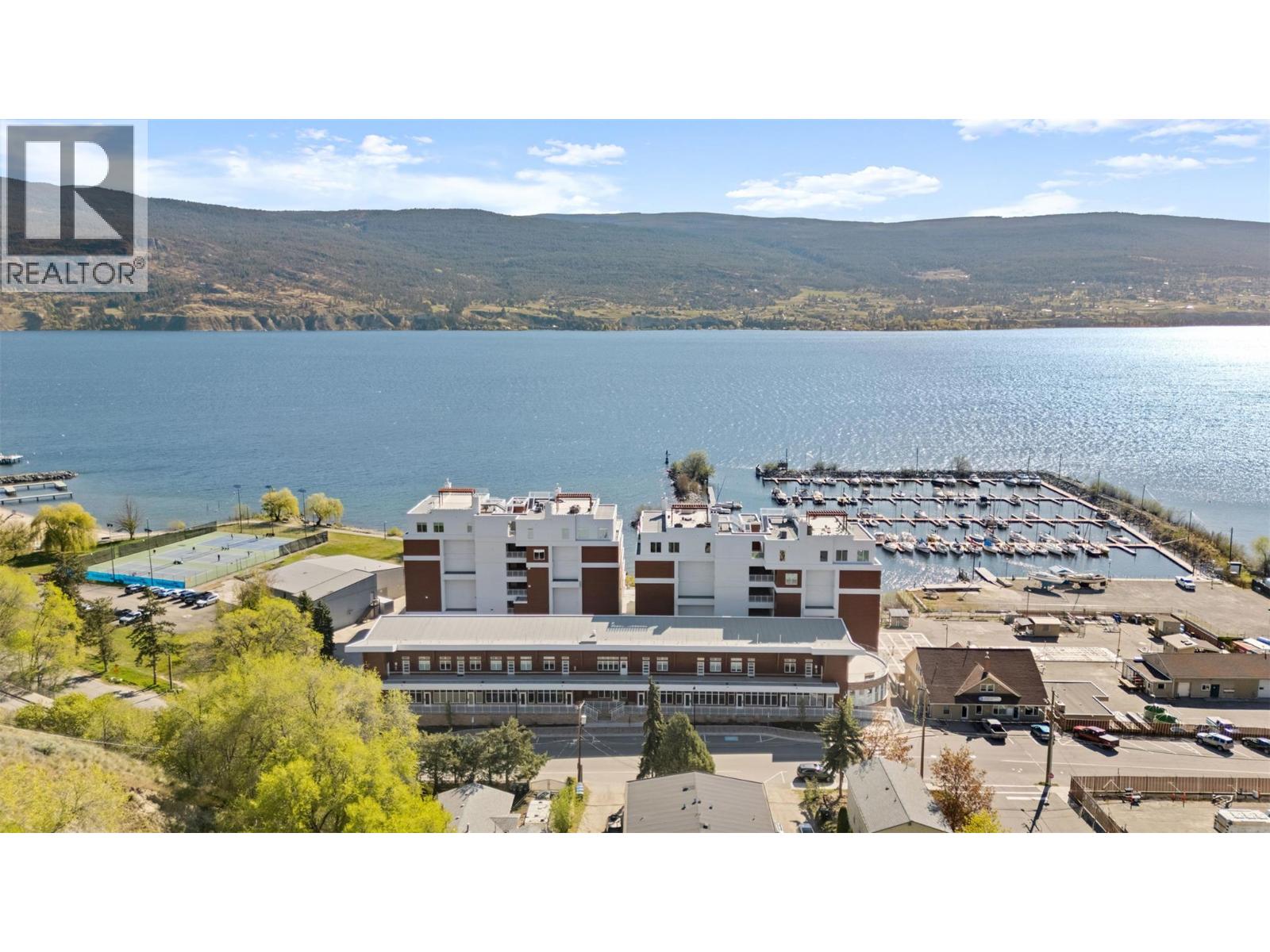 13417 Lakeshore Drive S Unit# 207