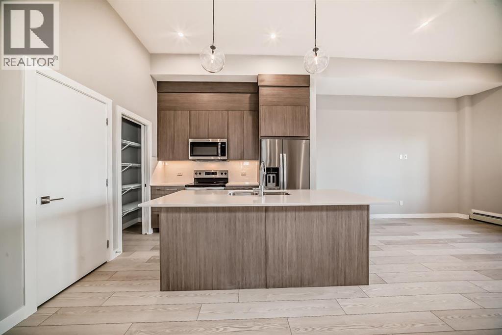 1113, 60 Skyview Ranch Road NE