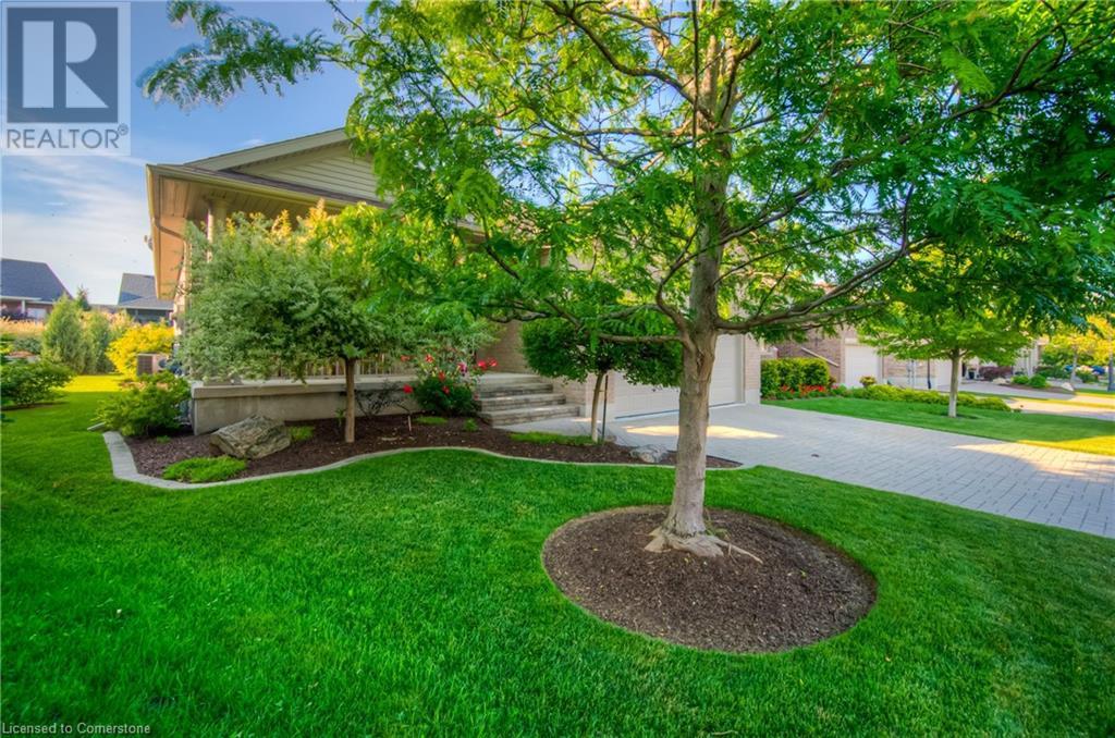 28 AMBERDALE Way