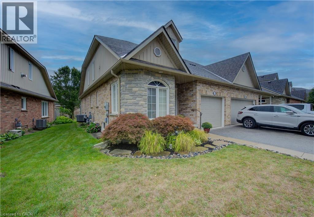 350 DOON VALLEY Drive Unit# 11D