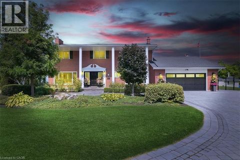 10 AZALEA Court Stoney Creek ON L8J1K4