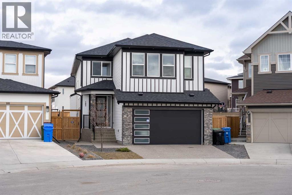 183 SADDLELAKE Terrace NE