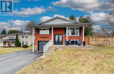 4 RONALD ROAD Cambridge ON N1S4N1