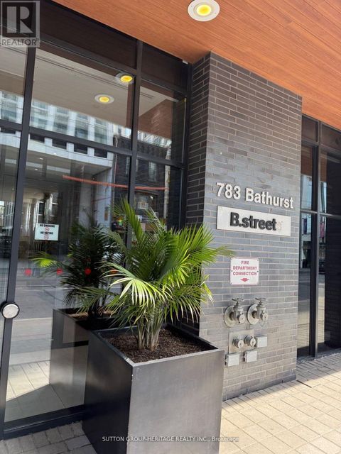 814 - 783 BATHURST STREET Toronto (University) ON M5S0A8