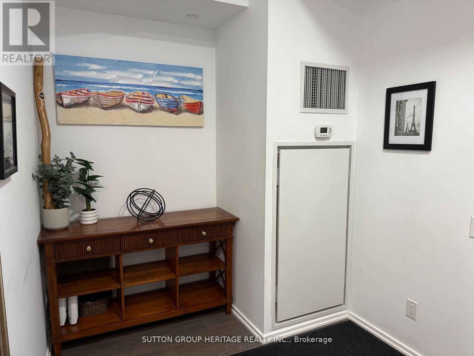 814 - 783 BATHURST STREET