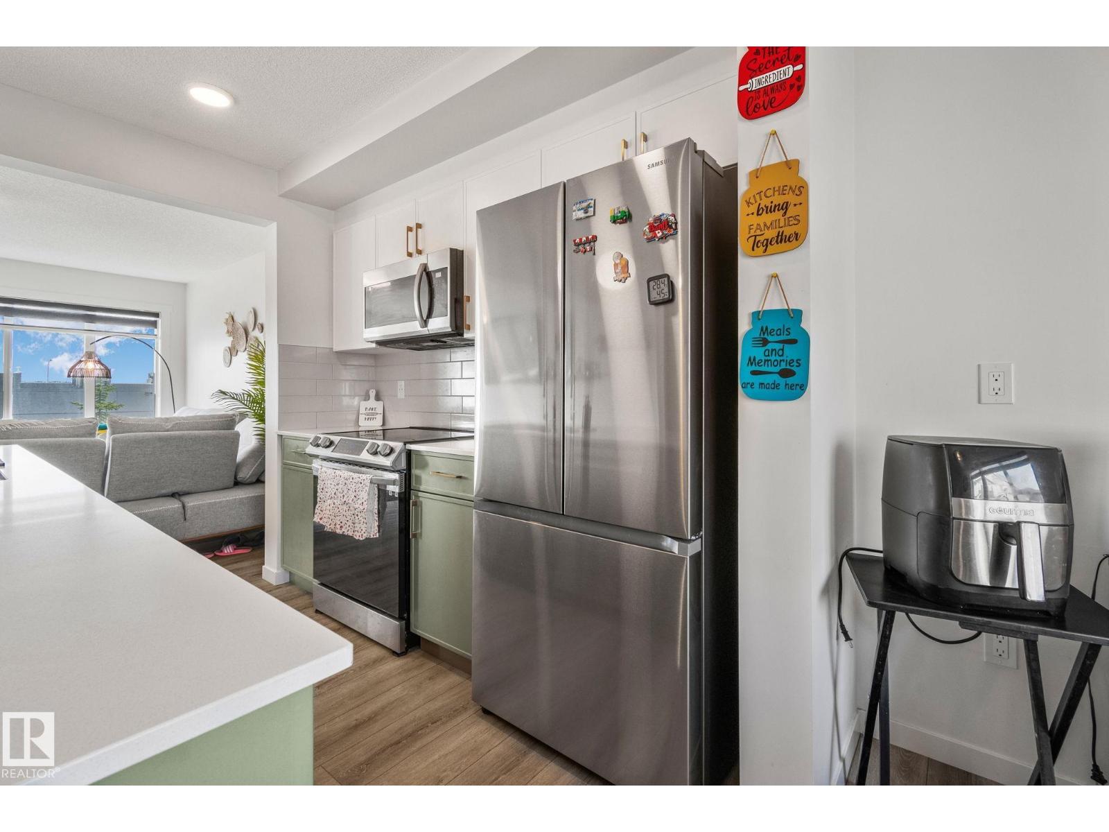 #60A 1530 TAMARACK BV NW