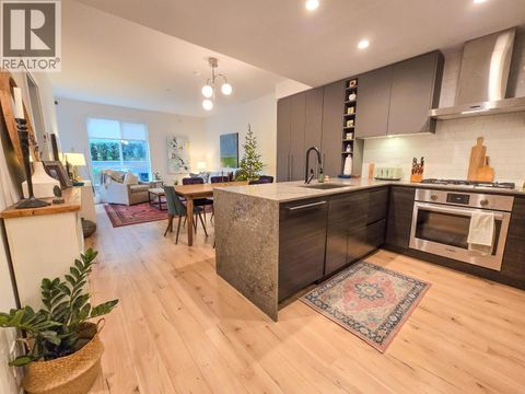 224 3131 MURRAY STREET Port Moody BC V3H0L9