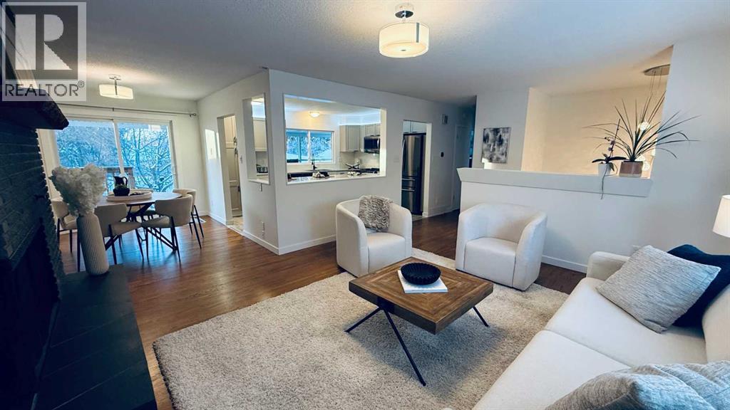 3251 Bearspaw Drive NW