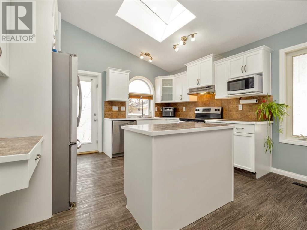 267 Squamish Court W