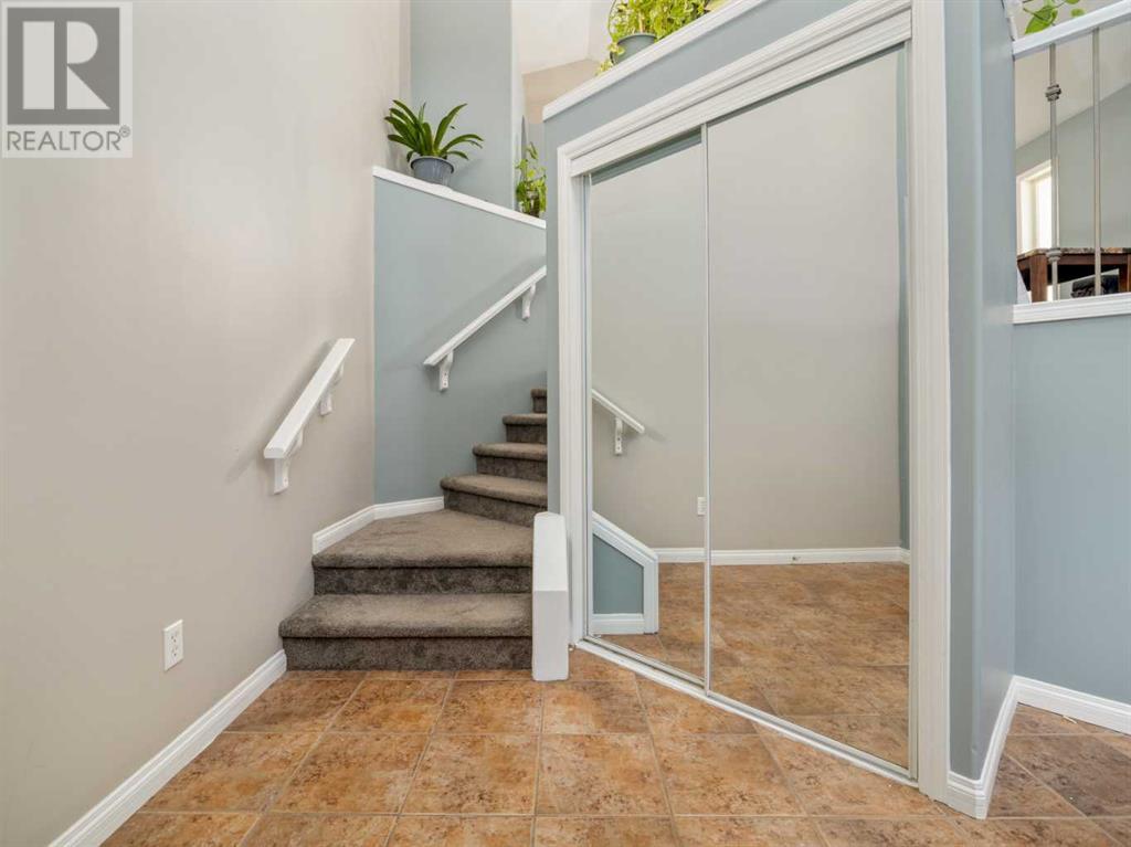 267 Squamish Court W