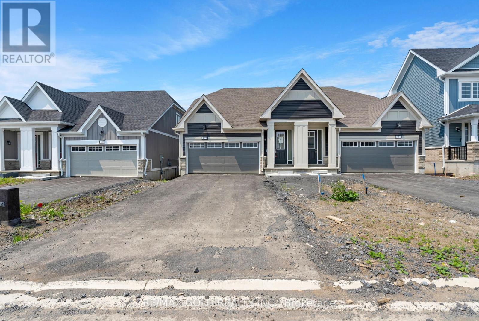 102 GOLF LINKS DRIVE
