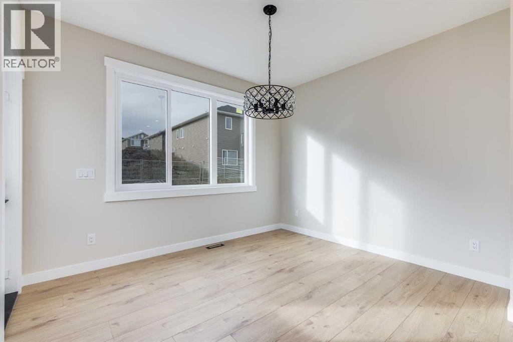 468 Rivercrest View